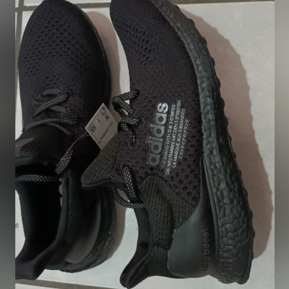 Adidas Ultraboost Atmos size 8